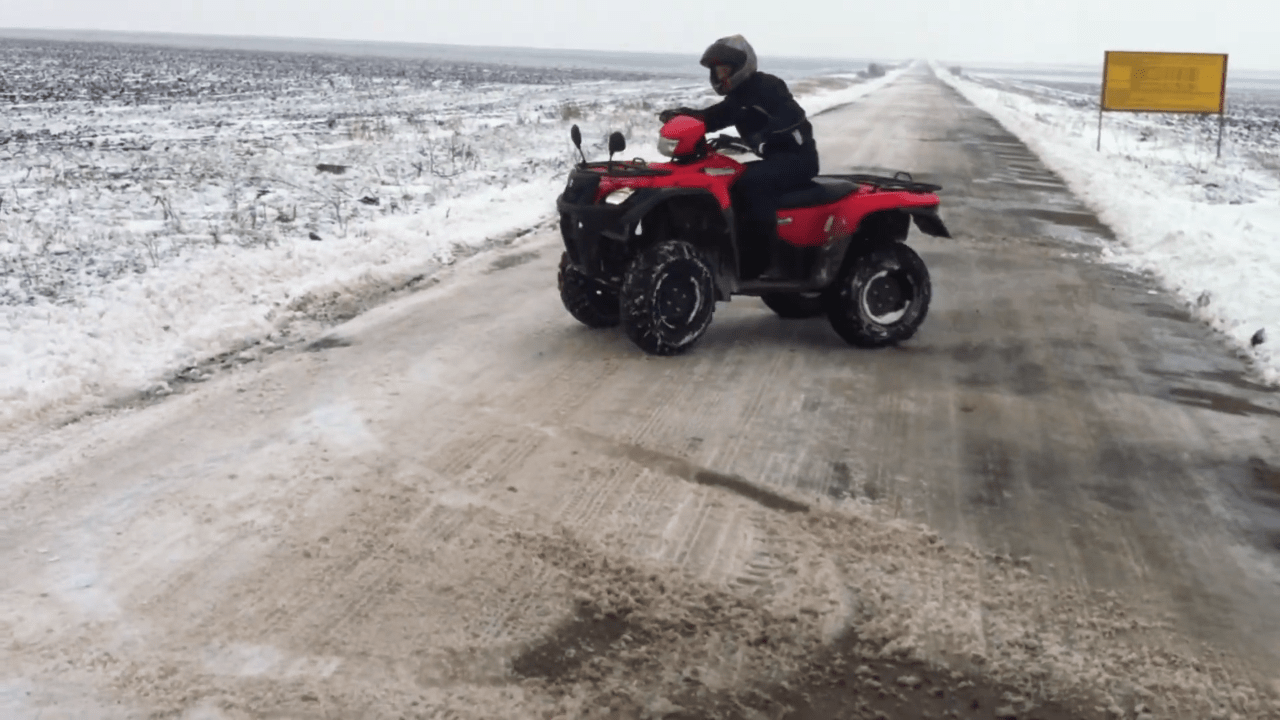 Best ATVs To Pull Icehouse